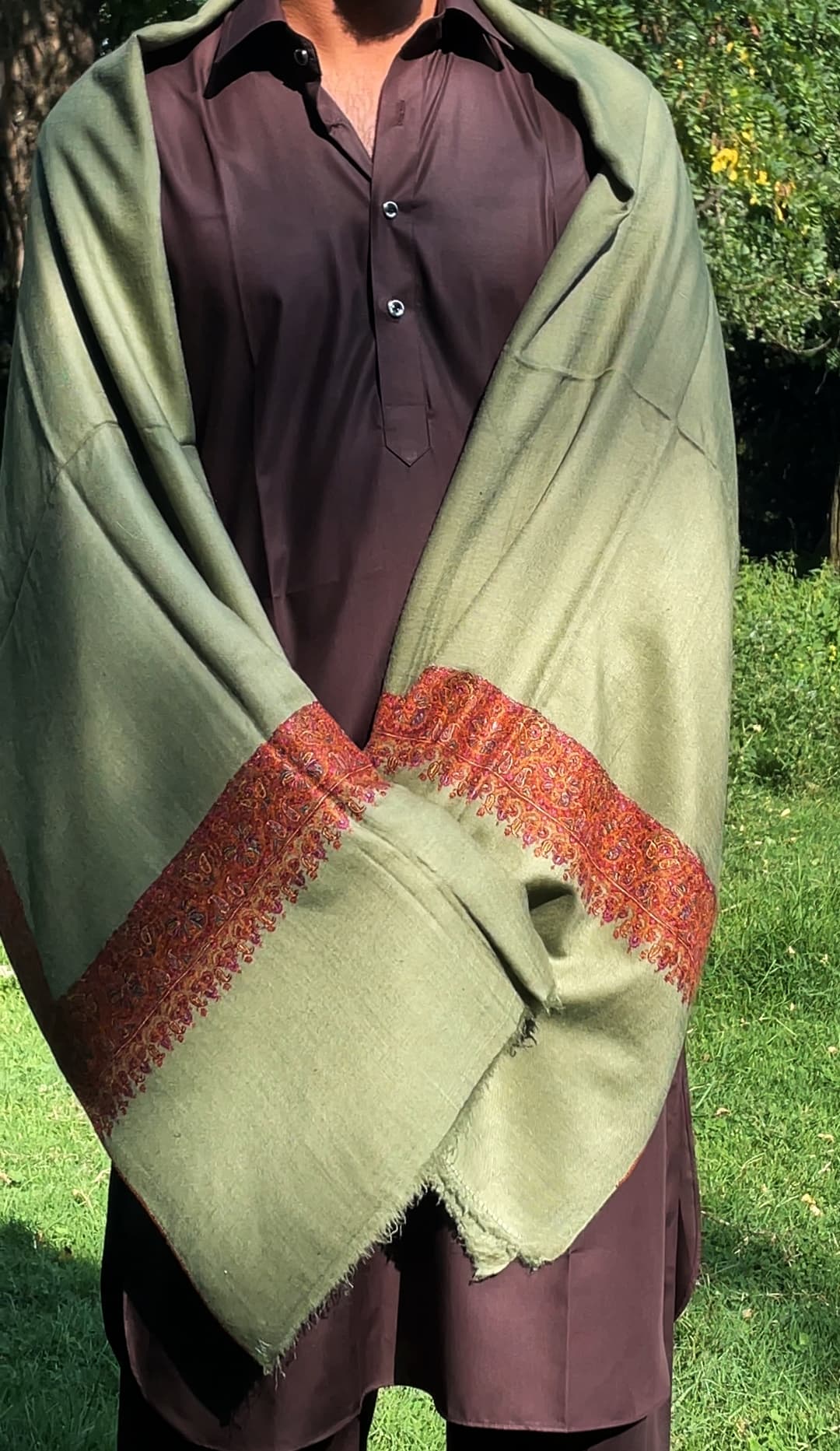 Kashmiri shawl