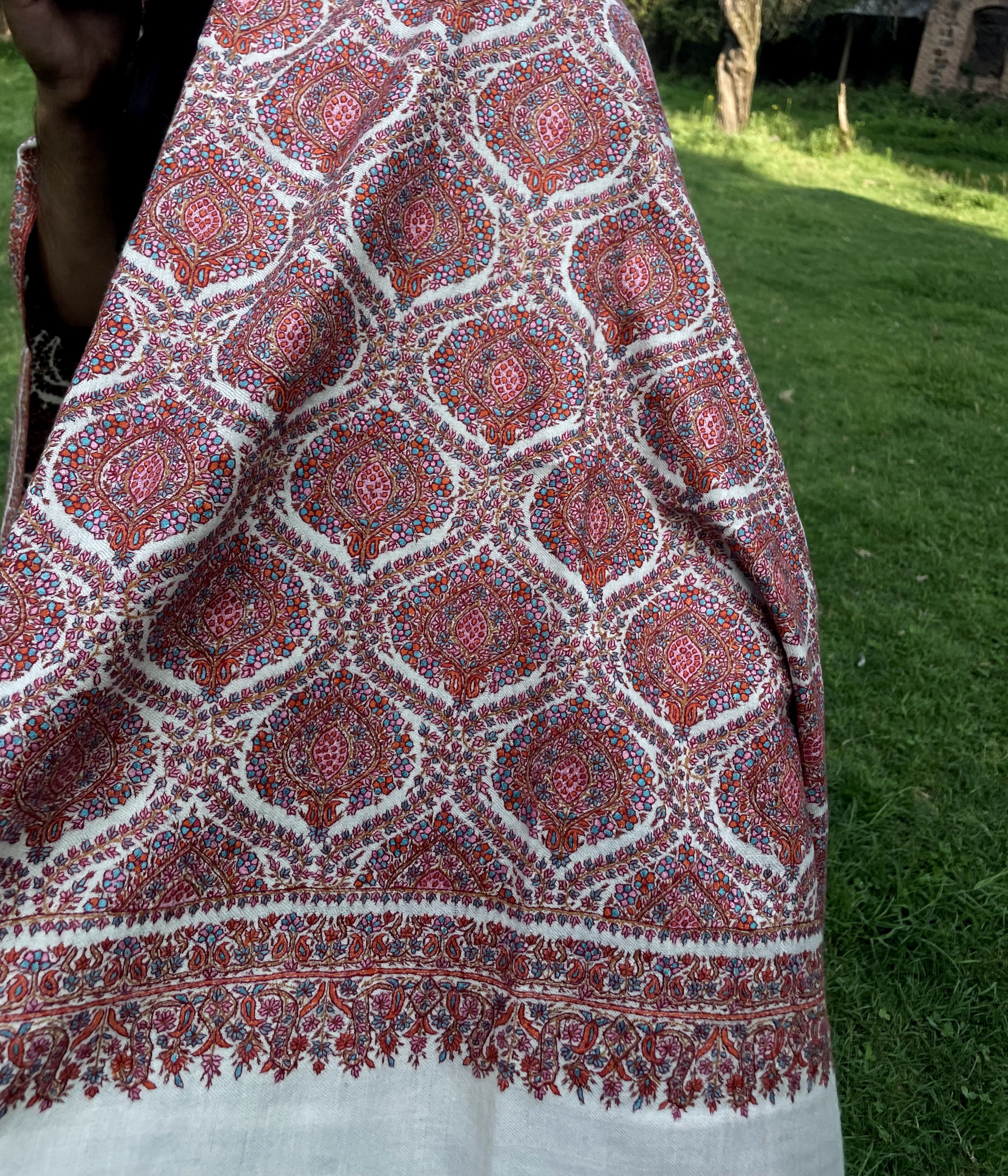 Kashmiri shawl